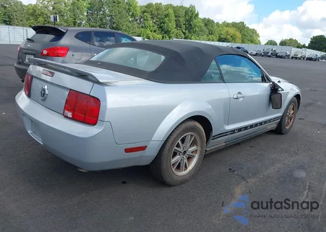 2005 Ford Mustang from USA, damaged, VIN 1ZVFT84N455252427